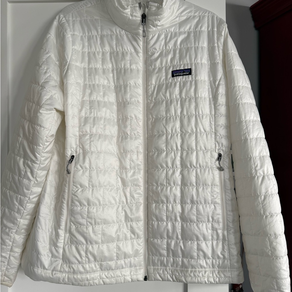 Patagonia Women's White Nano Puff Jacket XL